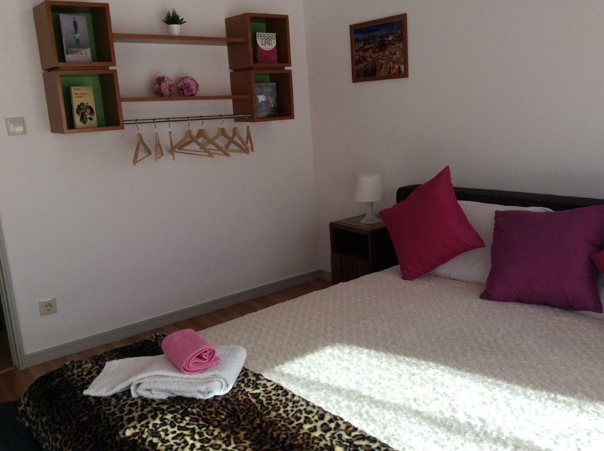 Downtown Sunny Apartment Порто Екстериор снимка