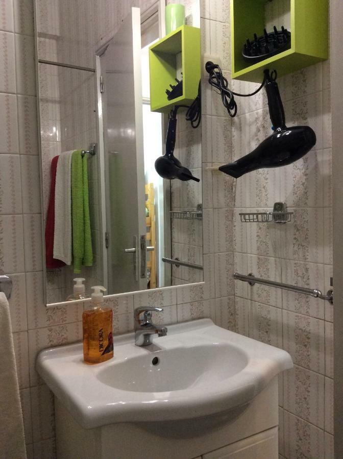 Downtown Sunny Apartment Порто Екстериор снимка