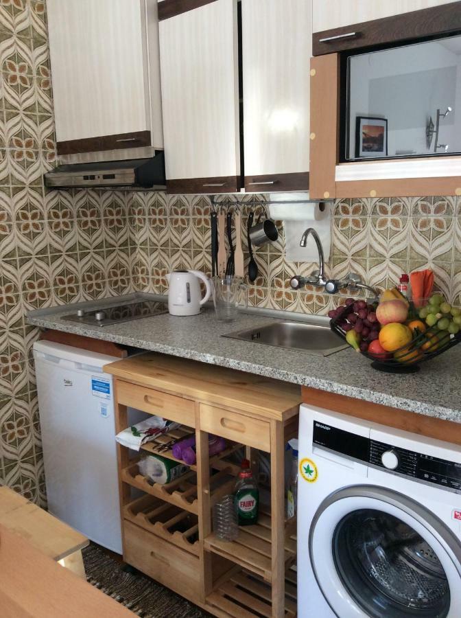 Downtown Sunny Apartment Порто Екстериор снимка