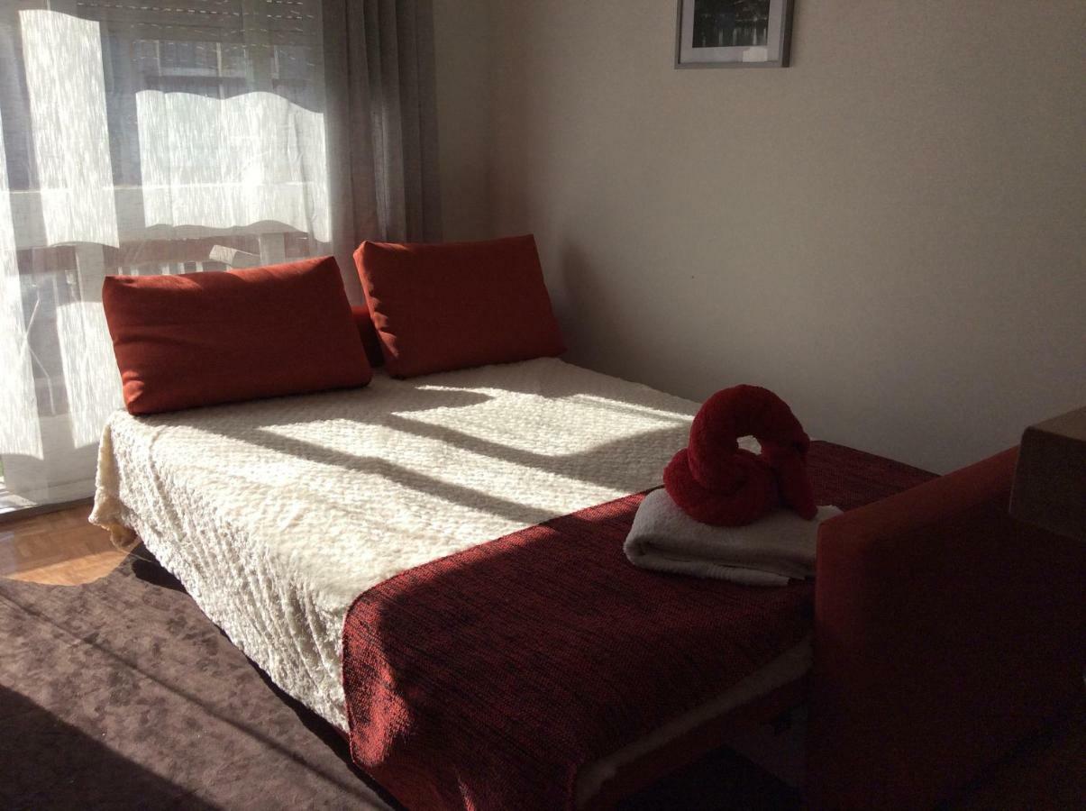 Downtown Sunny Apartment Порто Екстериор снимка